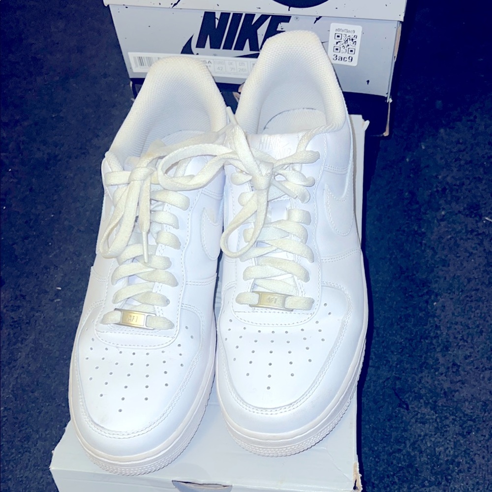 Nike Air Force 1 White Sneakers